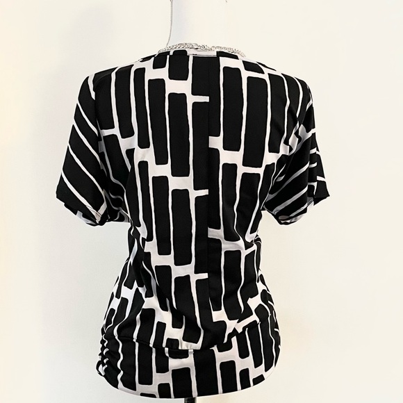 AB STUDIO Women’s Dolman Short Sleeve Top - Picture 8 of 13